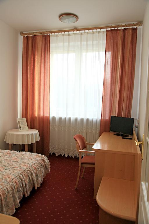 Centrum Konferencyjne Ibib Pan Varsovia Habitación foto